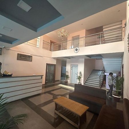 Hotel Tawa Plaza Itarsi Экстерьер фото